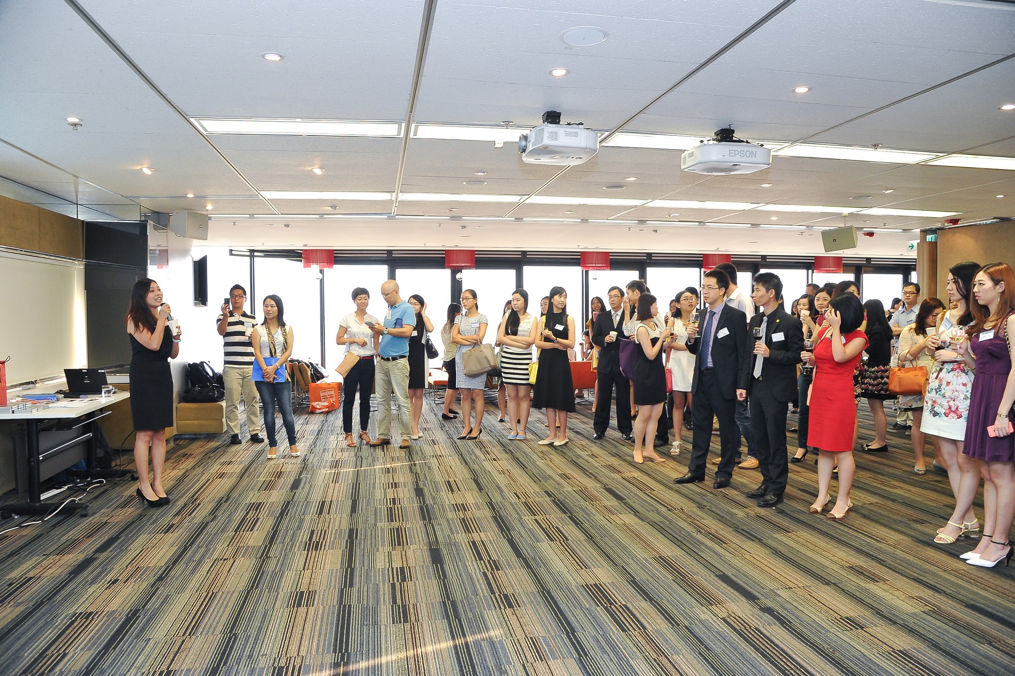 hku_mai_alu_net_rec_p13360_01_048.jpg