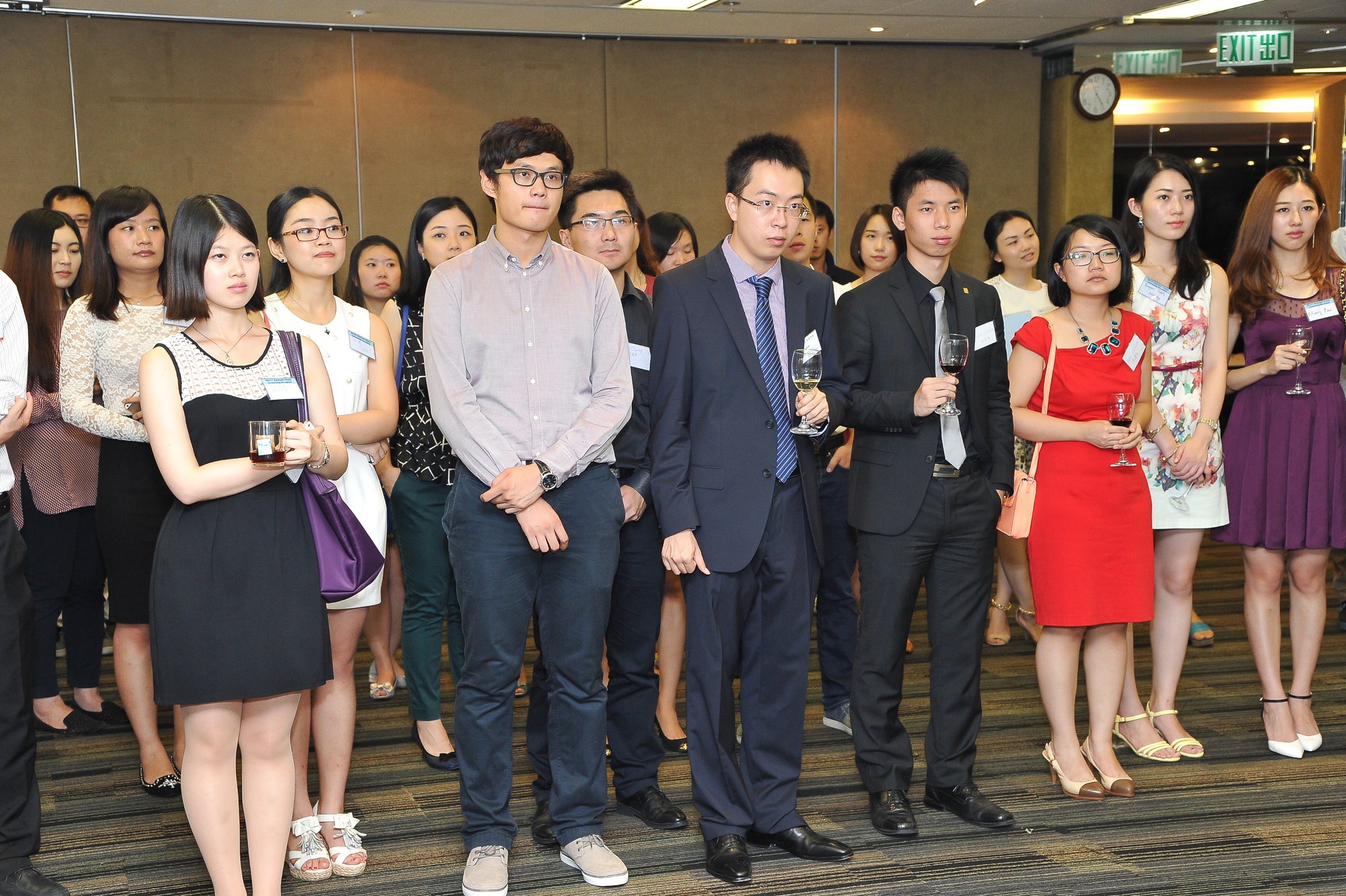 hku_mai_alu_net_rec_p13360_02_033.jpg