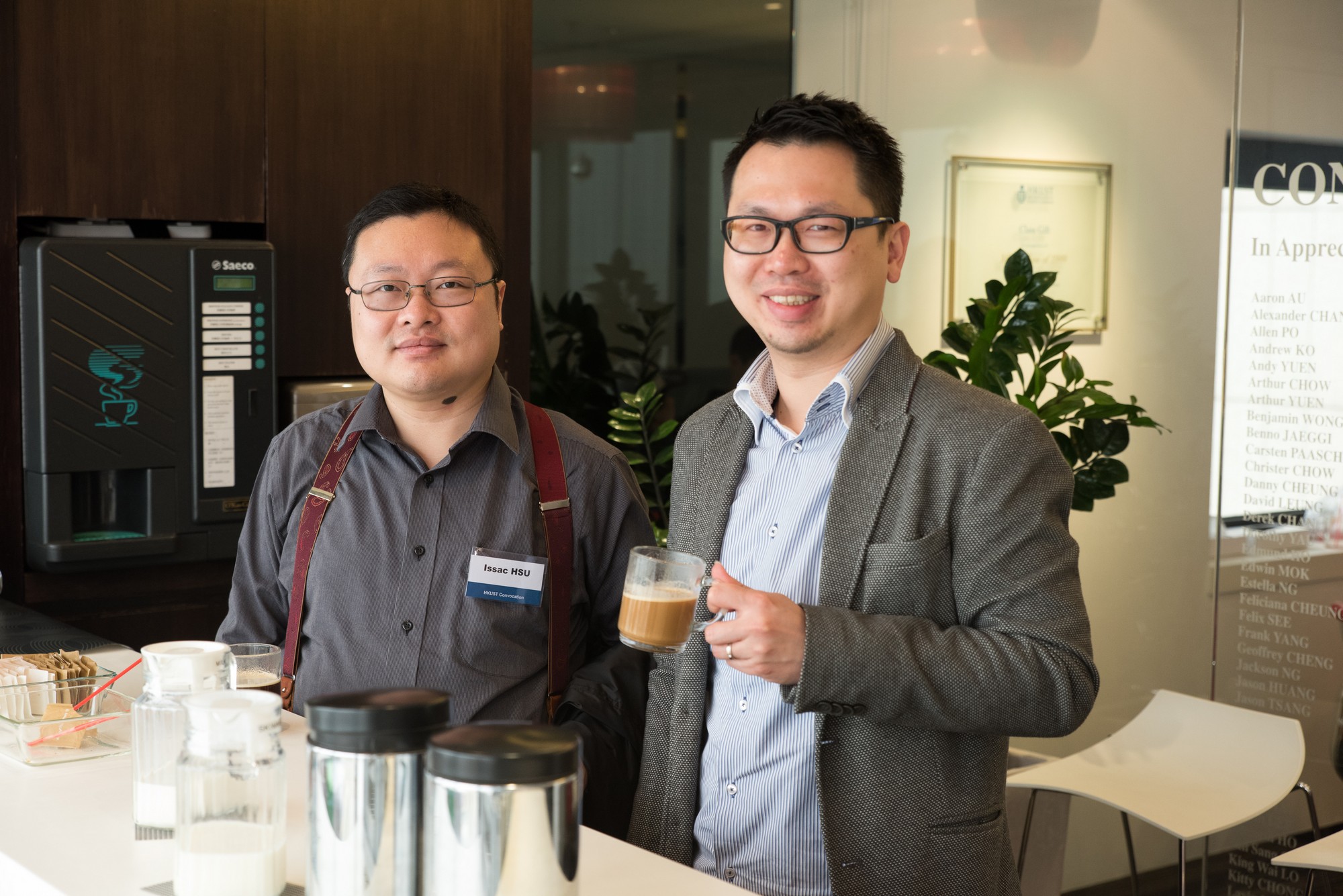 hku_con_agm_p13921_01_004.jpg
