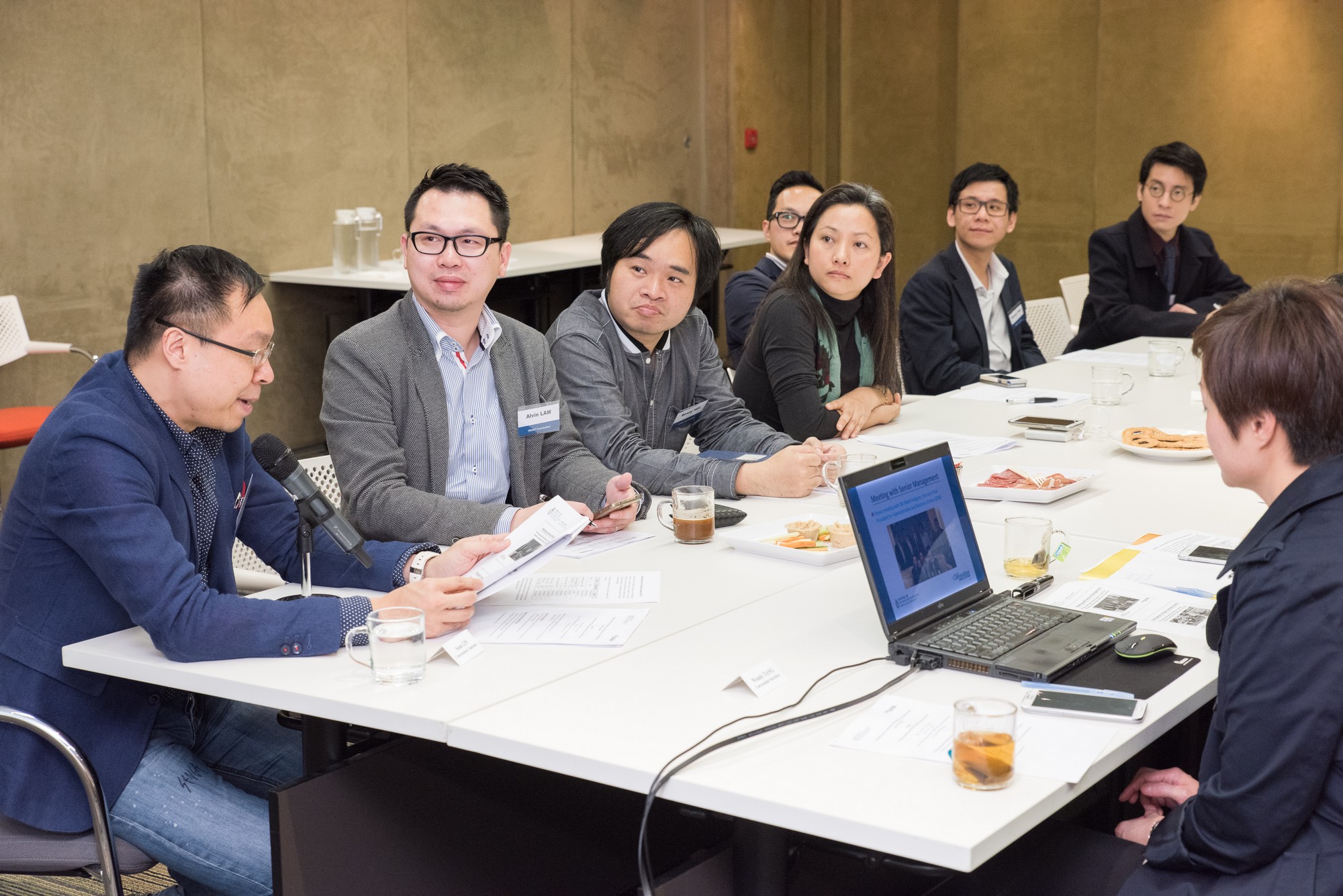 hku_con_agm_p13921_02_022.jpg