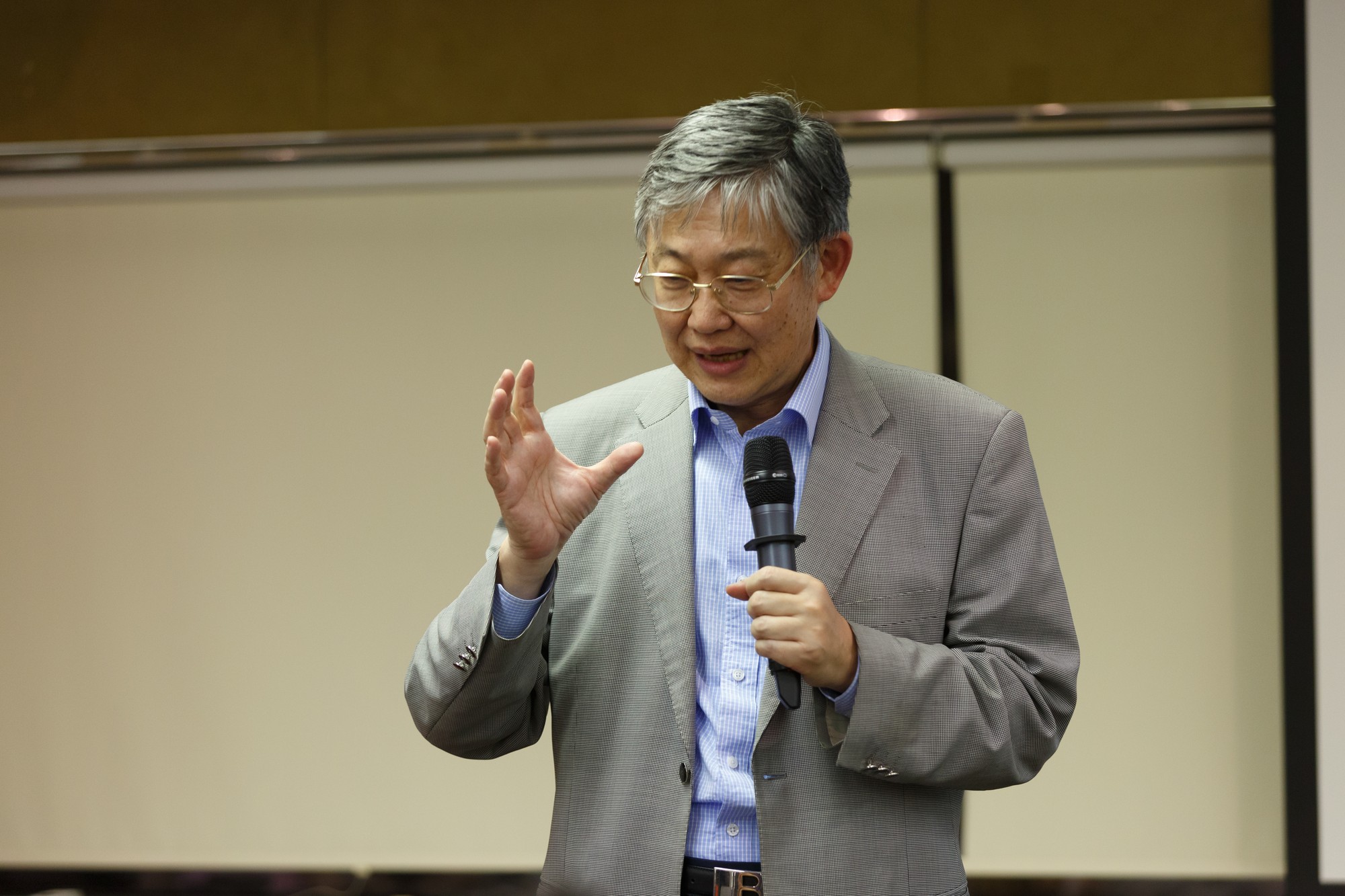 hku_ent_sem_p14117_02_022.jpg