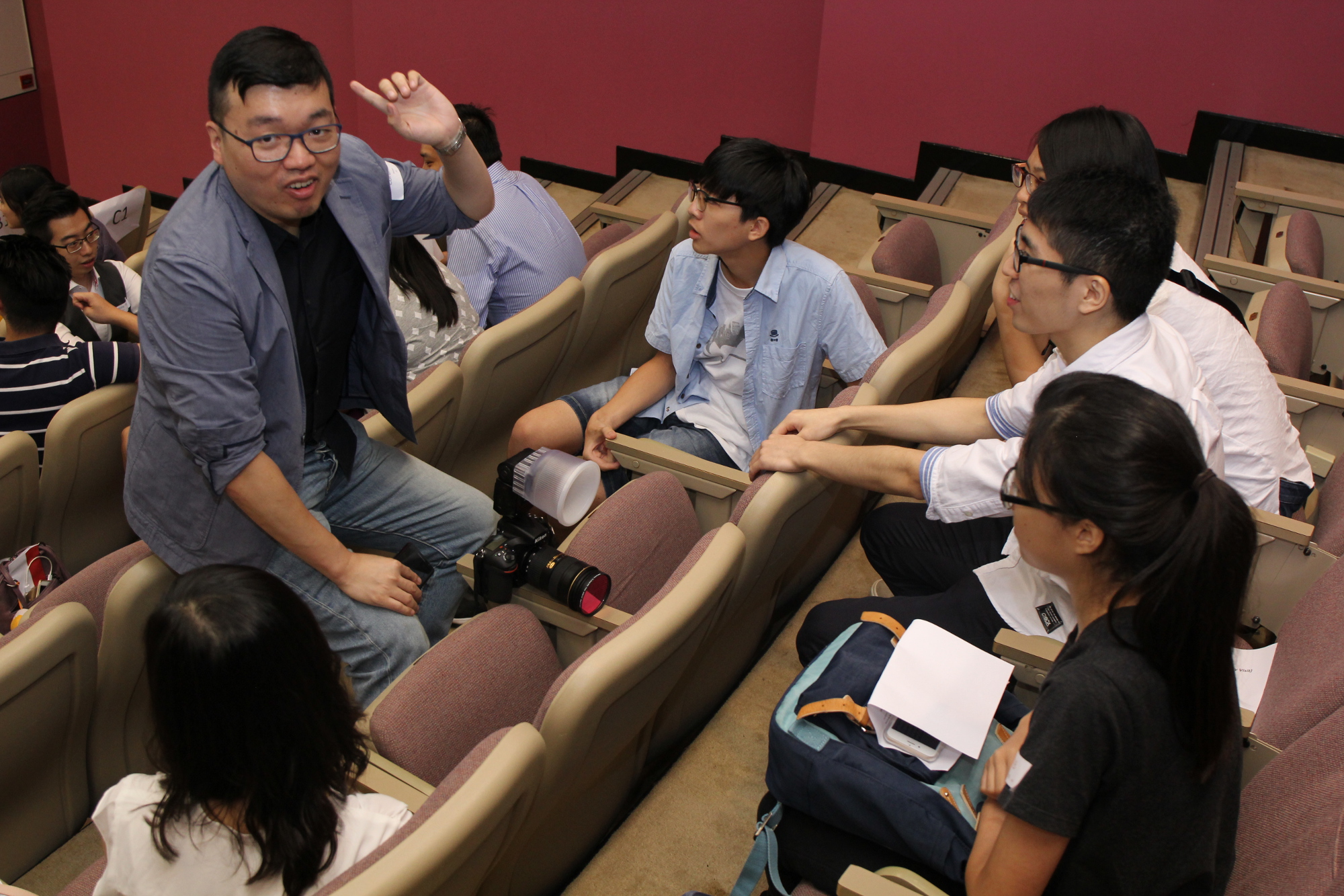 a1_social_leaders6.jpg