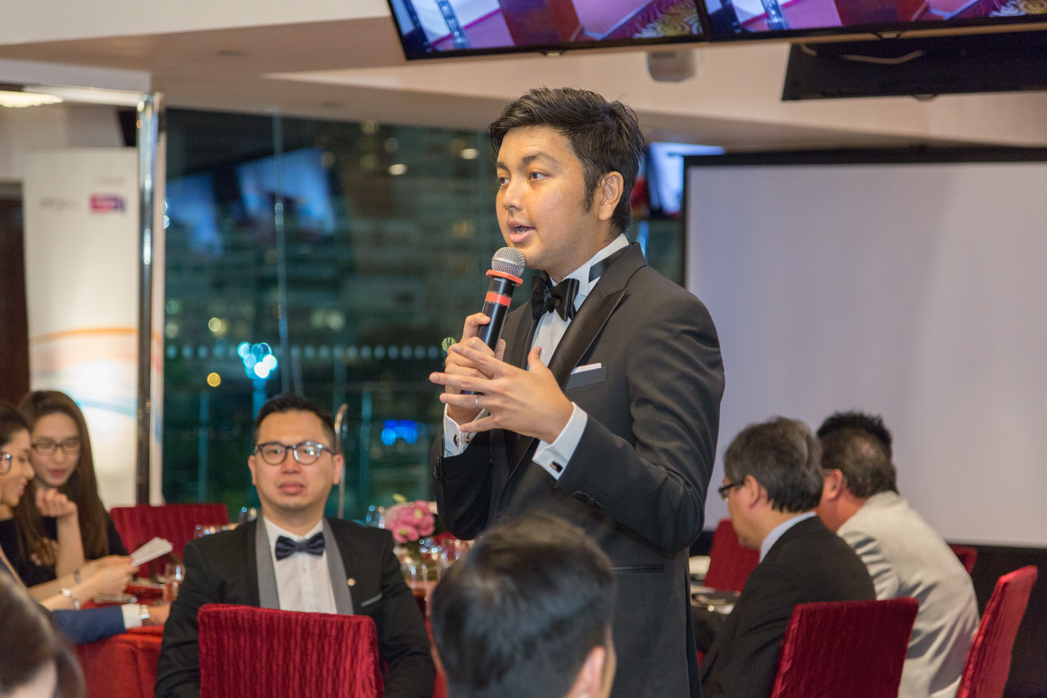 new_exc_mem_of_hku_p16365_04_024.jpg