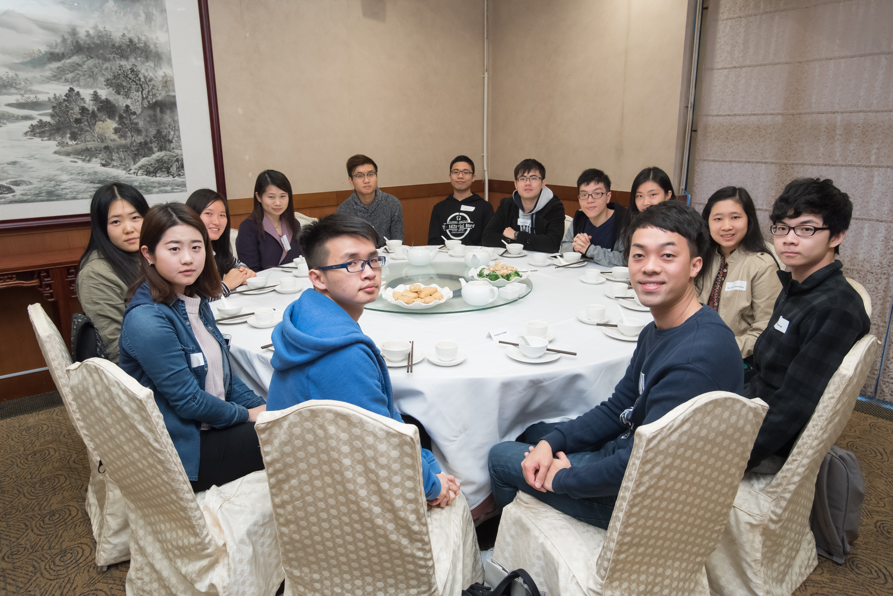 alu_ent_lun_p16690_02_055.jpg