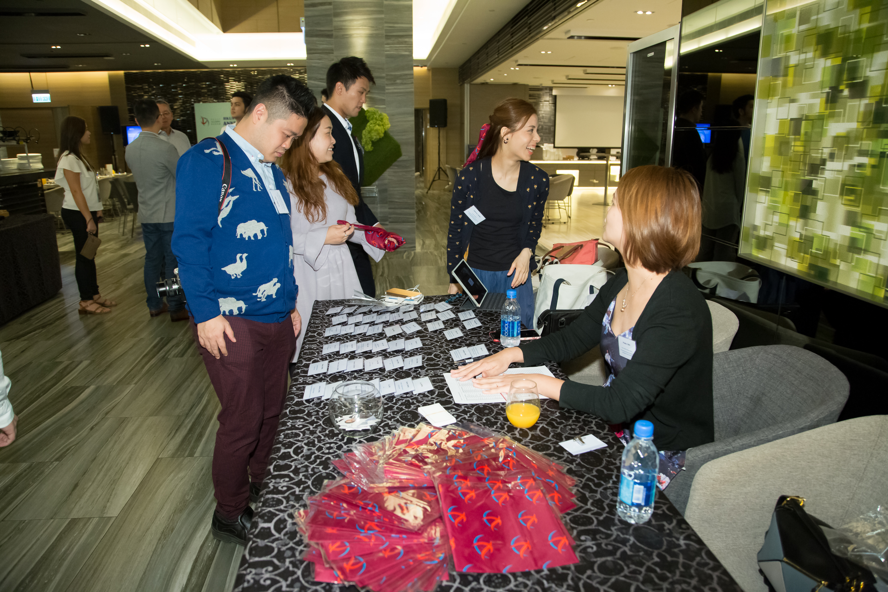hku_alu_ass_ann_din_p17497_01_004.jpg
