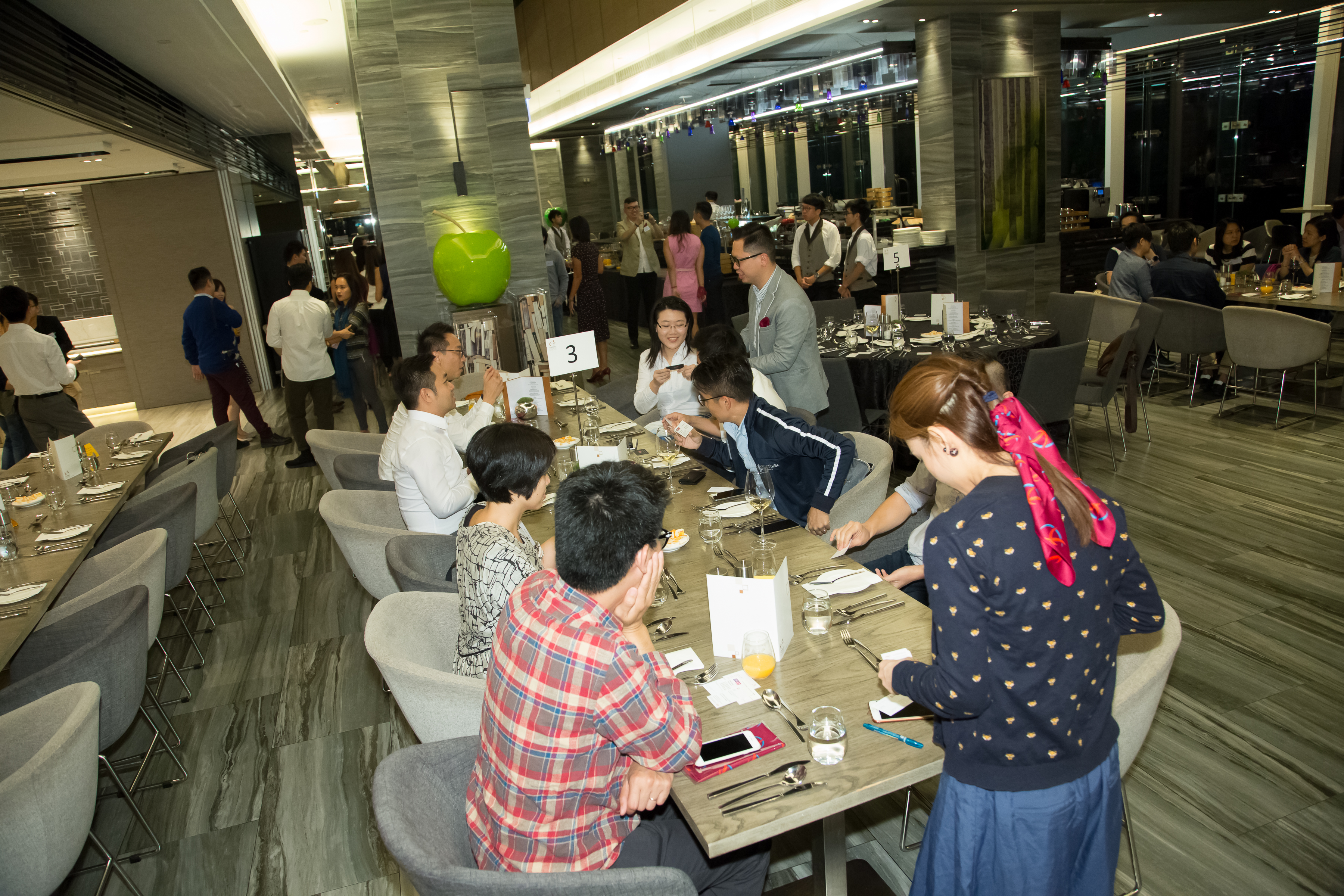 hku_alu_ass_ann_din_p17497_01_044.jpg