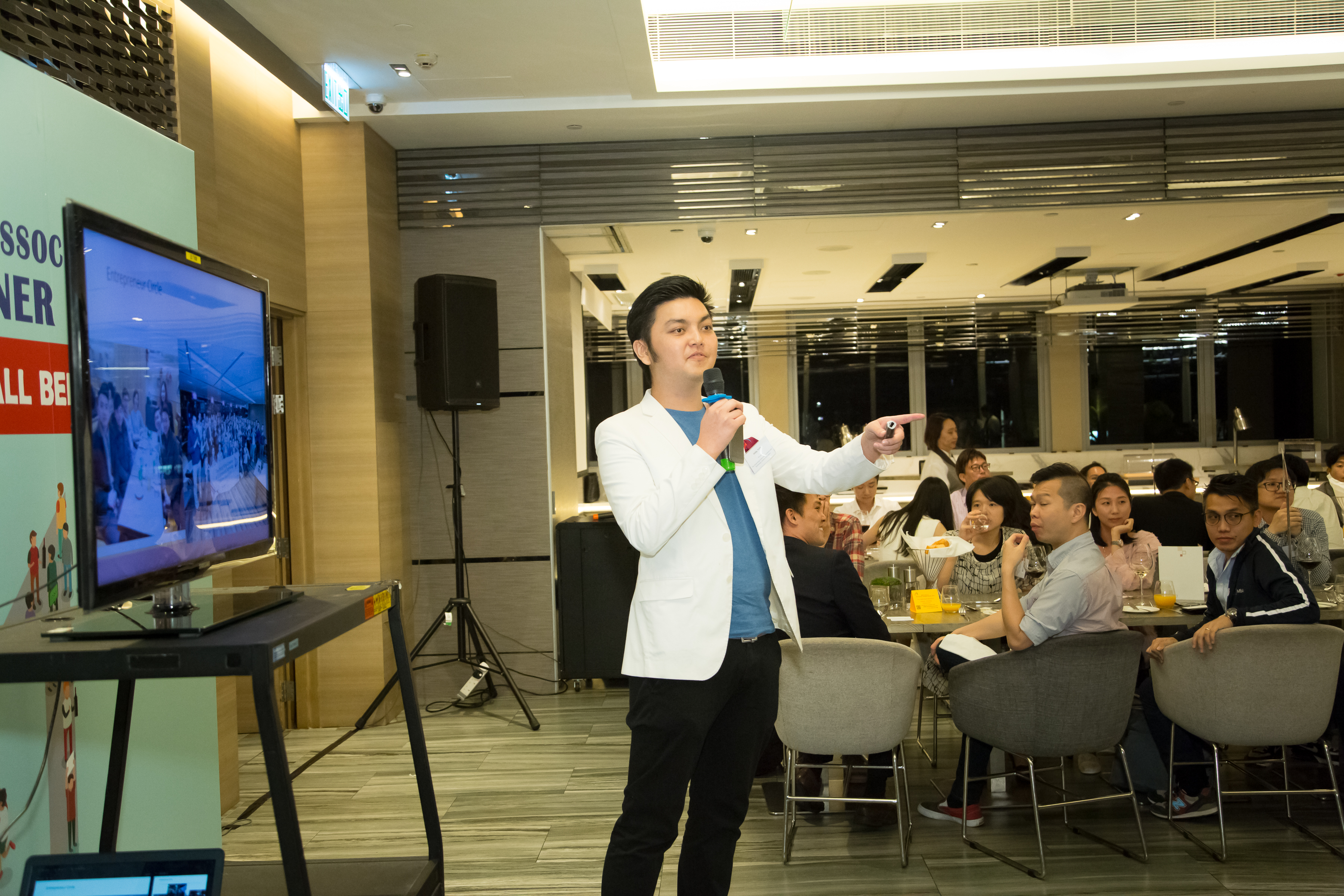 hku_alu_ass_ann_din_p17497_01_085.jpg