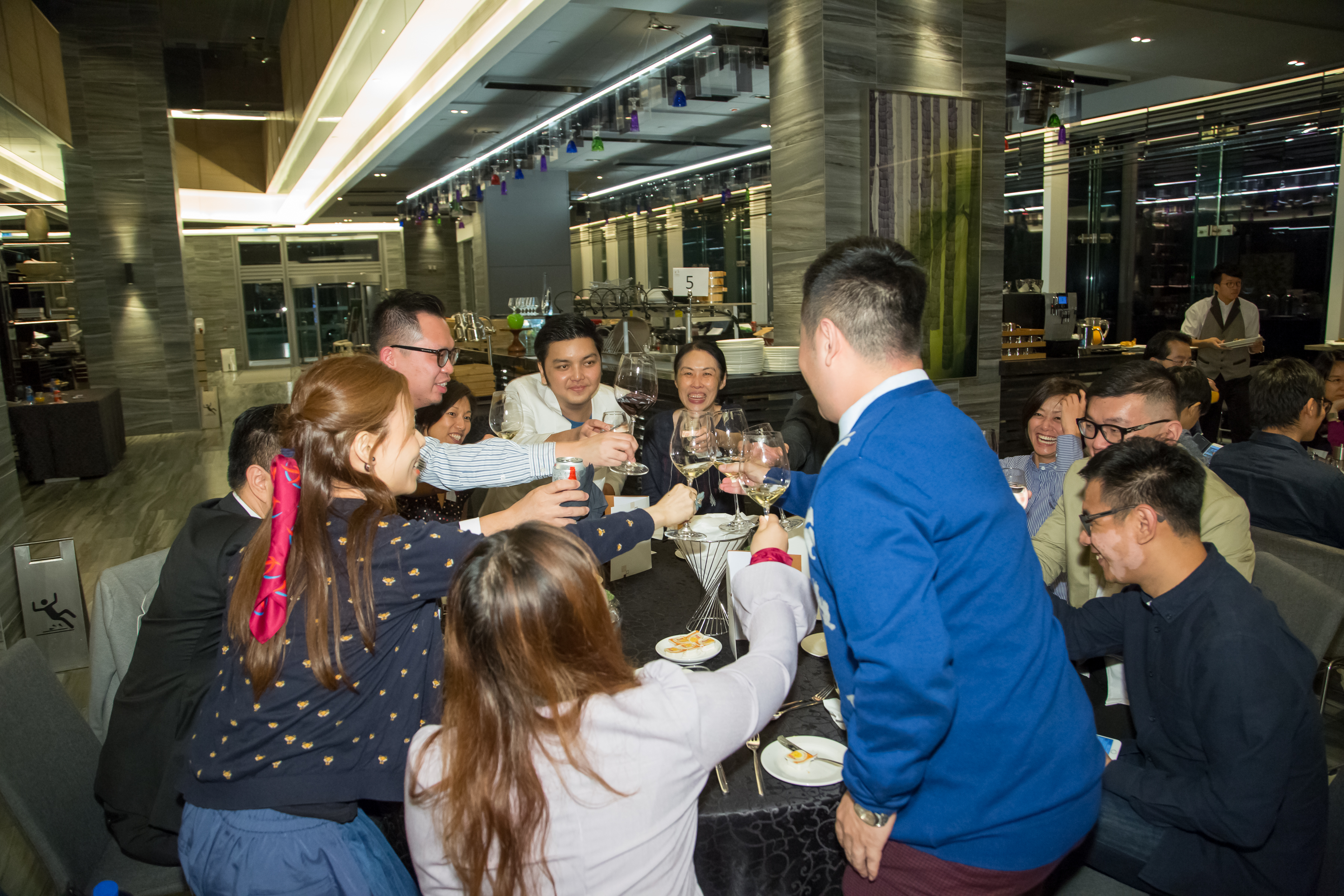 hku_alu_ass_ann_din_p17497_02_014.jpg