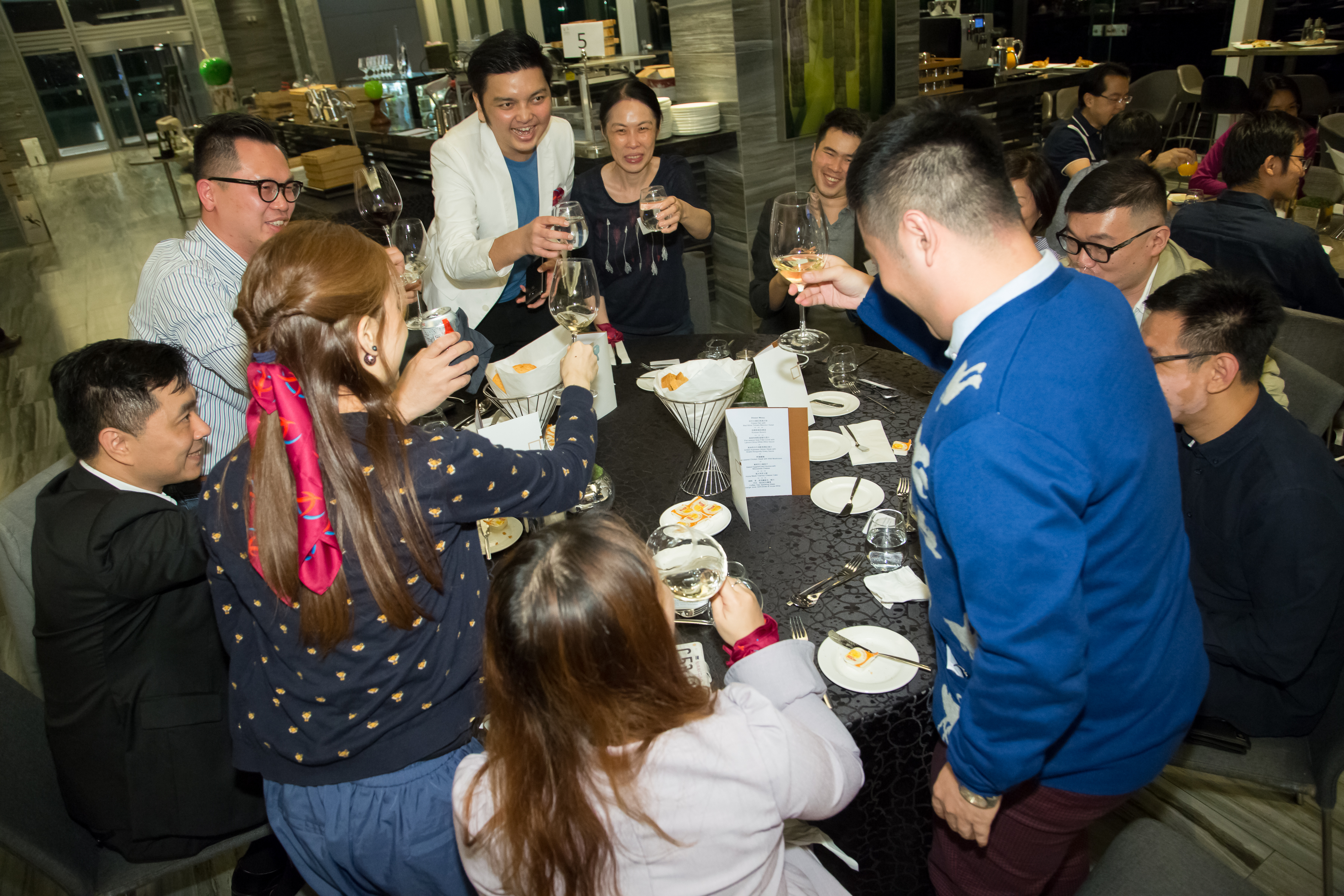 hku_alu_ass_ann_din_p17497_02_015.jpg