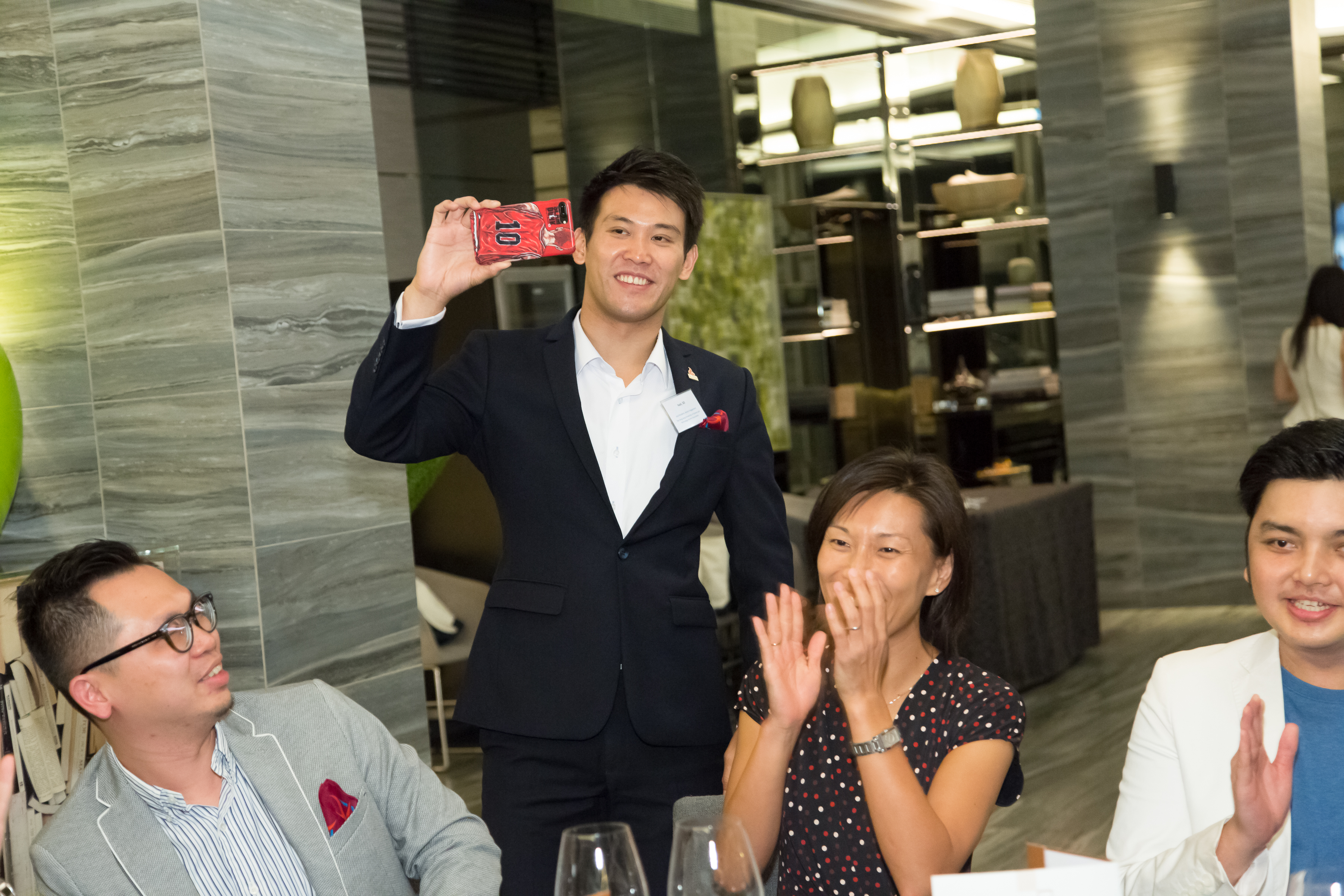 hku_alu_ass_ann_din_p17497_02_083.jpg