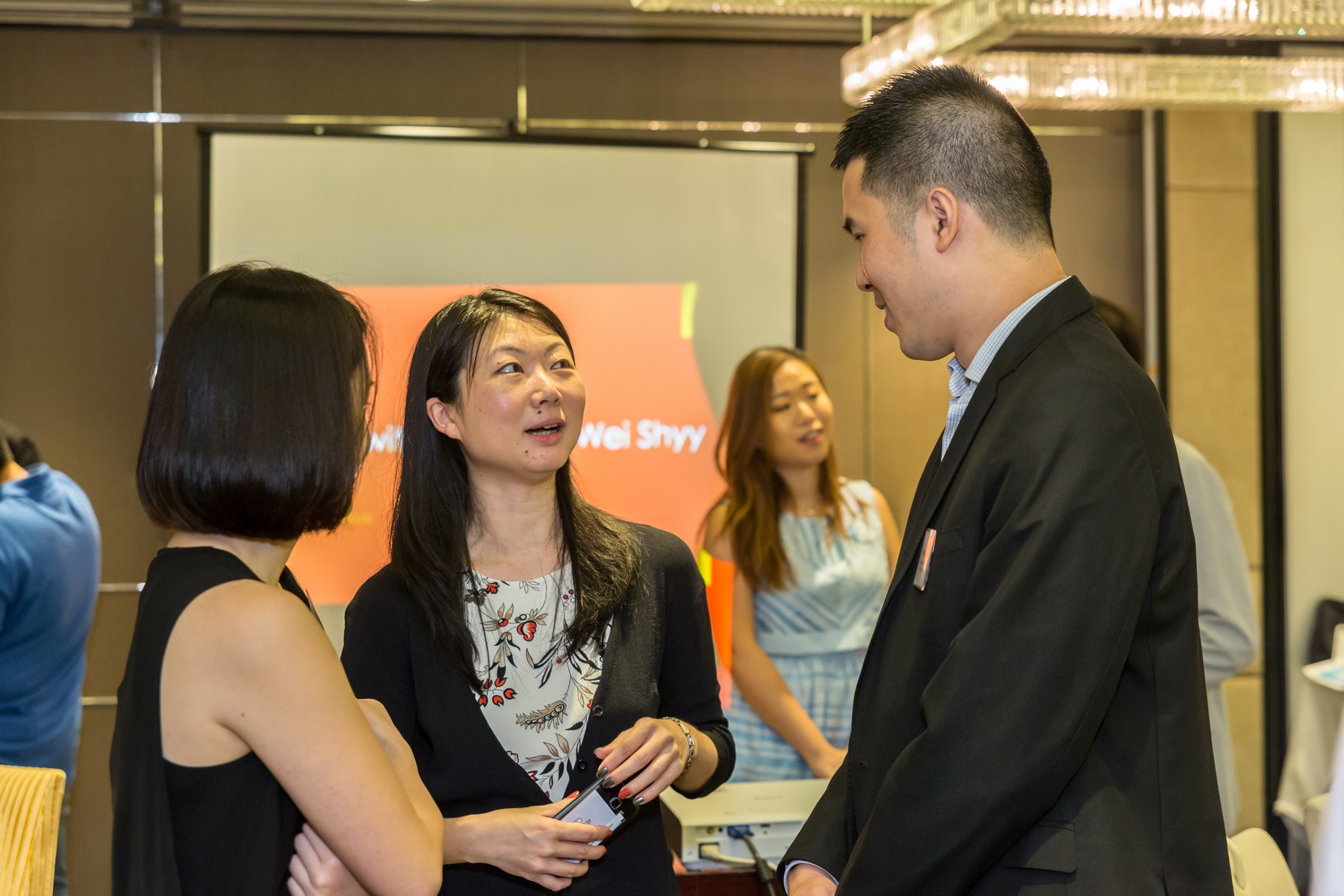 mai_aa_ina_cer_p18362_01_025.jpg